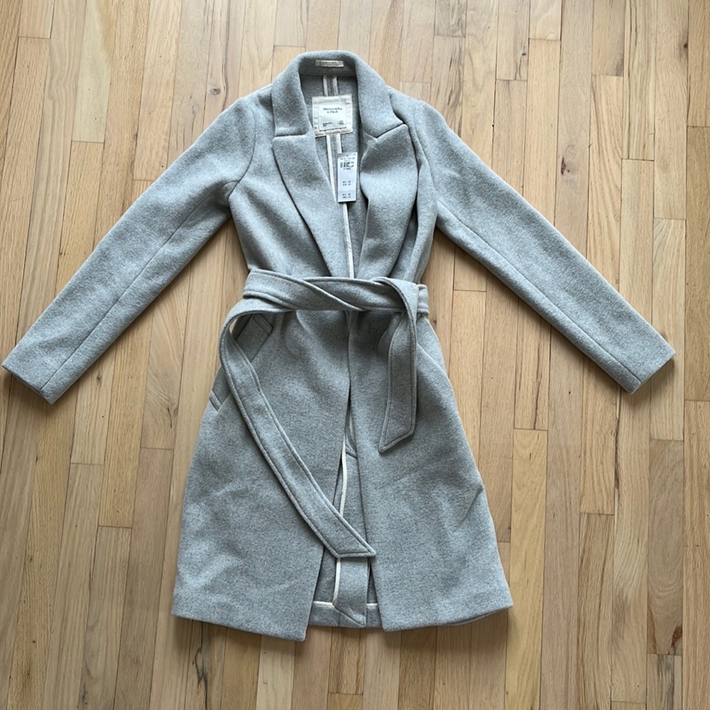 Abercrombie & Fitch XXS belted coat